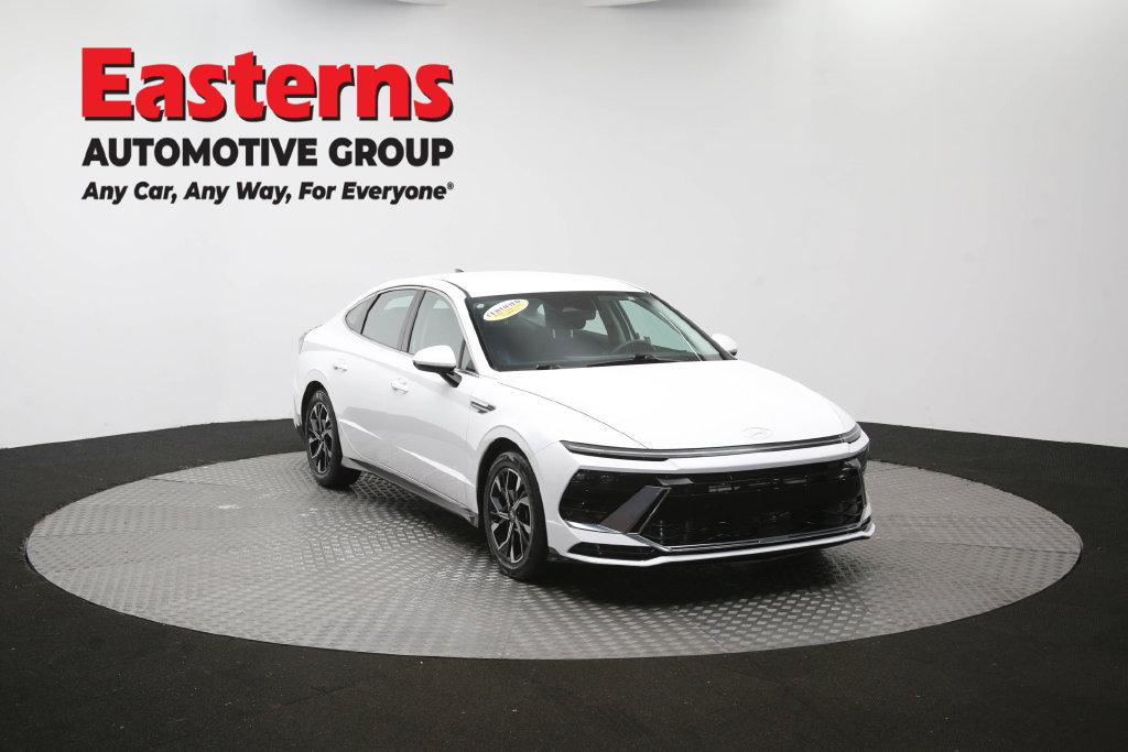 Used 2025 Hyundai Sonata SEL FWD image 54