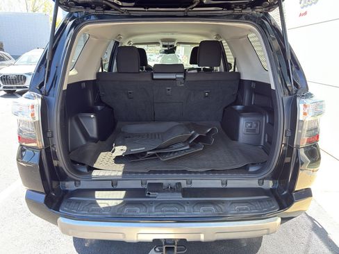 Used 2020 Toyota 4Runner TRD Off-Road image 28