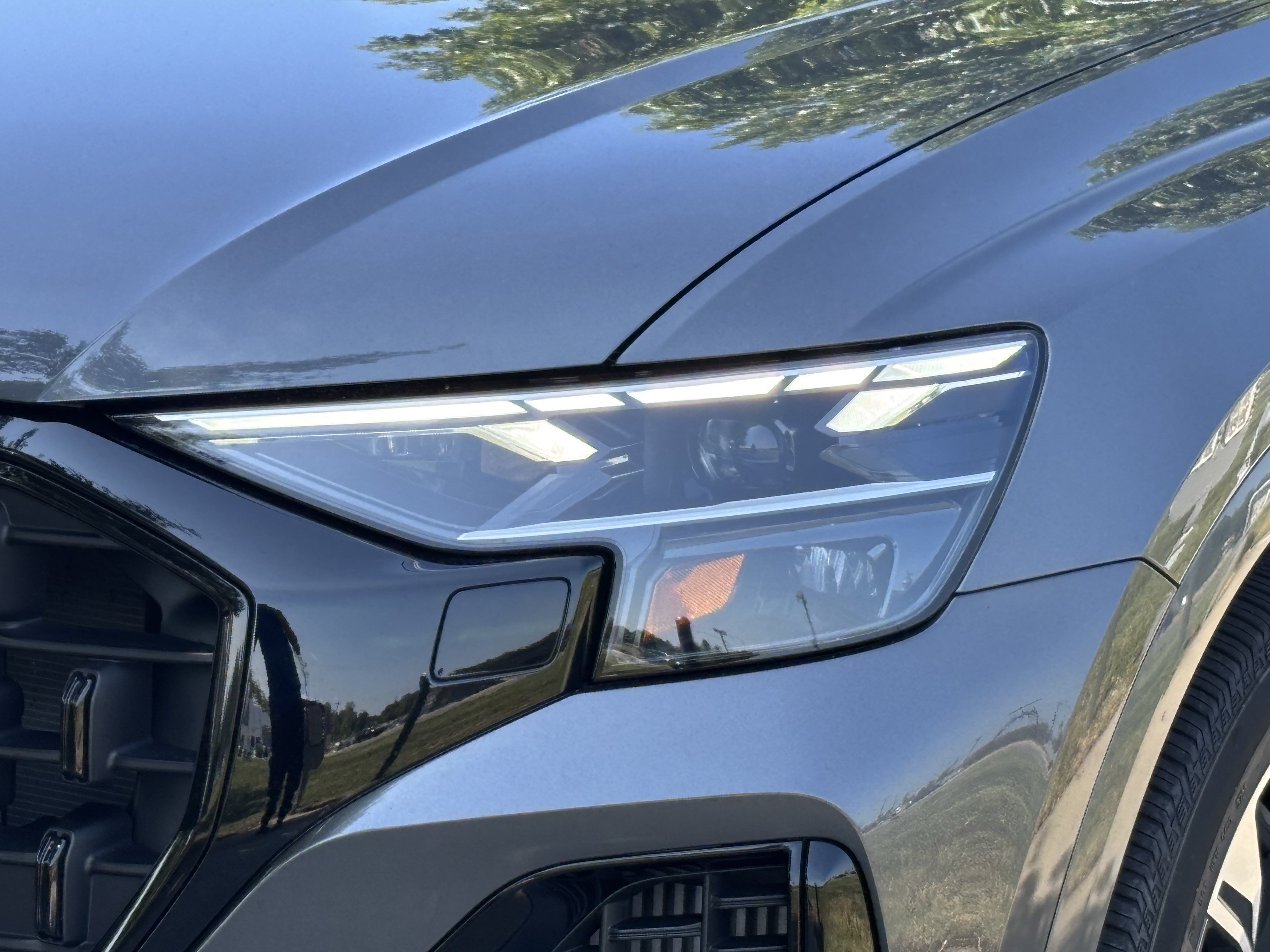Certified 2025 Audi Q8 Premium Plus AWD/4WD image 6