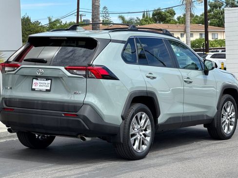 Used 2023 Toyota RAV4 XLE Premium FWD image 5