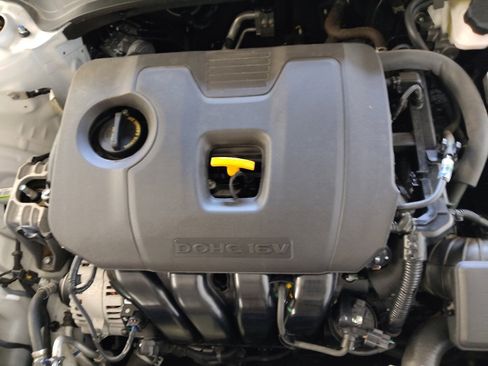 Used 2023 Kia Forte LXS image 30