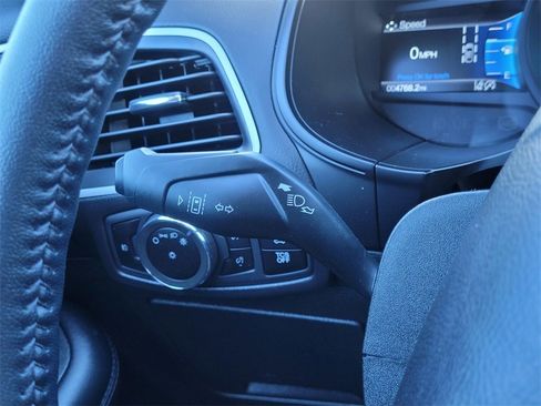 Used 2023 Ford Edge SEL w/ Convenience Package image 17