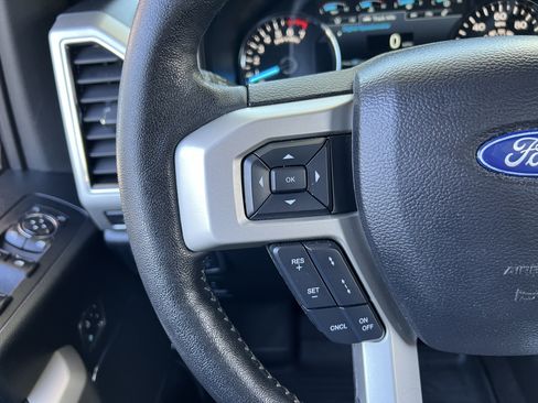 Used 2018 Ford F150 Lariat w/ Equipment Group 502A Luxury AWD/4WD image 26