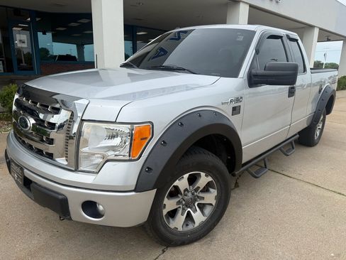 Used 2014 Ford F150 STX w/ Equipment Group 201A Mid AWD/4WD image 2