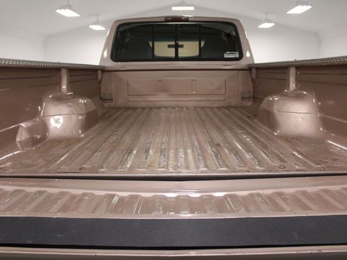 Used 1997 Ford F350 XLT image 17