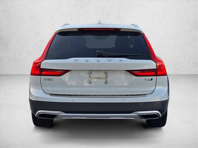 Used 2018 Volvo V90 T6 Cross Country w/ Convenience Package AWD/4WD image 7