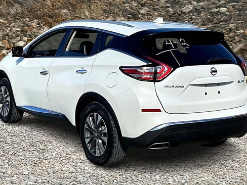 Used 2018 Nissan Murano SL w/ Moonroof Package image 12