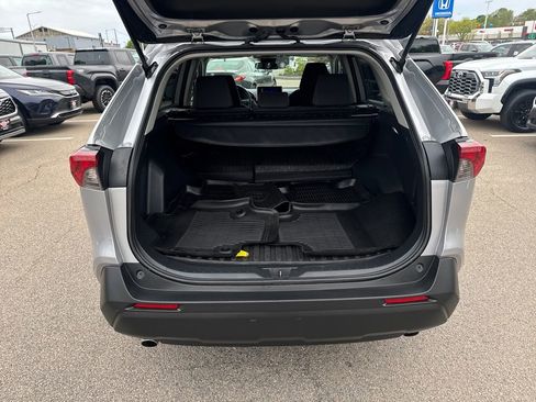Used 2023 Toyota RAV4 LE FWD image 7