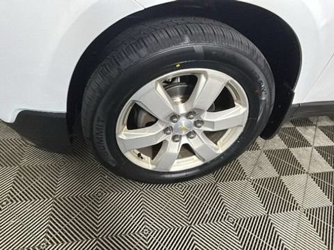 Used 2017 Chevrolet Traverse LT w/ Style and Technology Package AWD/4WD image 9