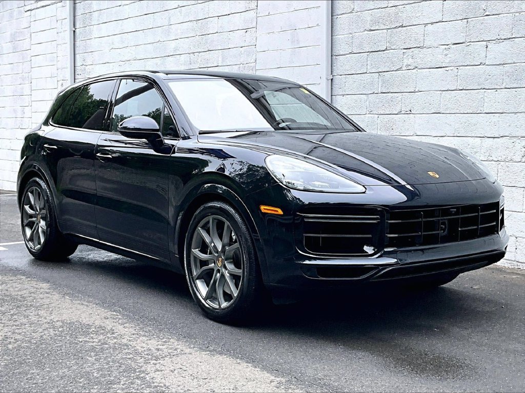 Used 2023 Porsche Cayenne Turbo AWD/4WD image 7