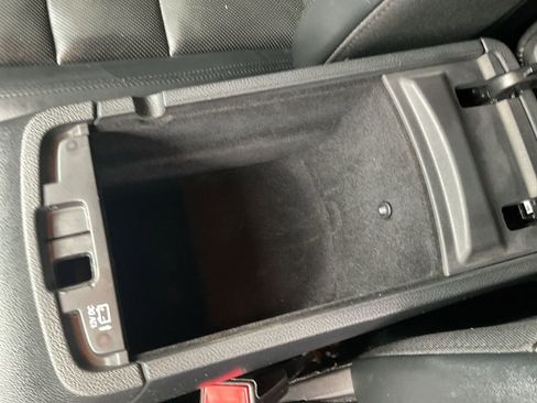 Used 2019 Jeep Grand Cherokee Limited w/ Luxury Group II image 26