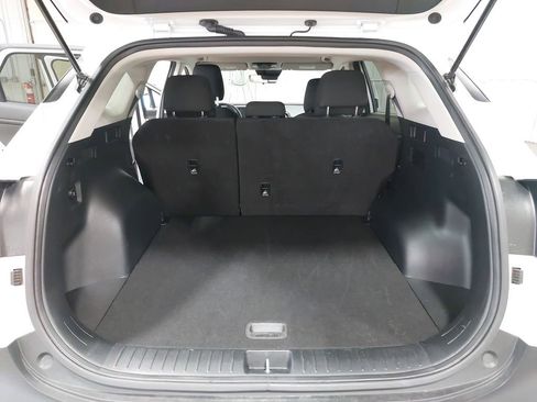 Used 2025 Kia Sportage LX AWD/4WD image 12