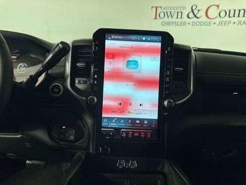 Used 2025 RAM 3500 Laramie image 16