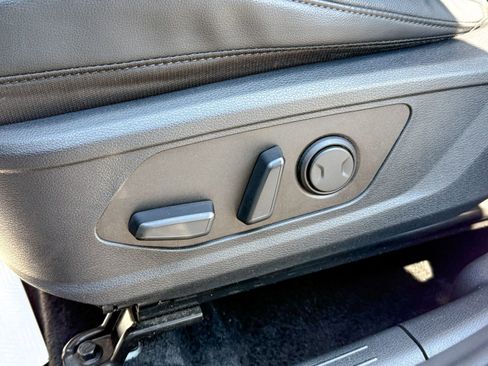 Used 2023 Kia Sportage EX image 20