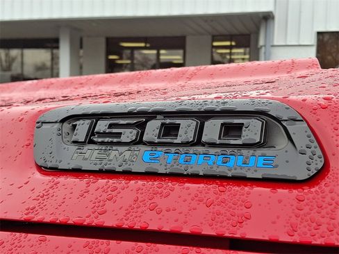 Used 2022 RAM 1500 Big Horn w/ Built-to-serve Edition image 30