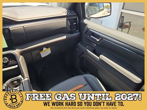 New 2026 GMC Sierra 1500 AT4 w/ Technology Package AWD/4WD image 14