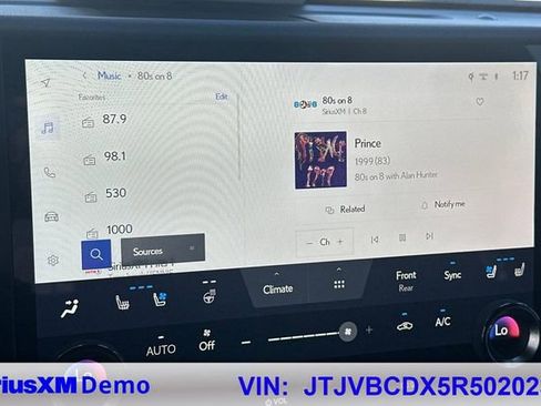 Used 2024 Lexus GX 550 w/ Accessory Package (31) image 34