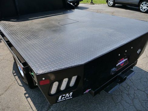 Used 2022 Chevrolet Silverado 3500 LT w/ Convenience Package image 15