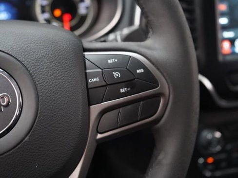 Used 2022 Jeep Cherokee Latitude Lux image 23