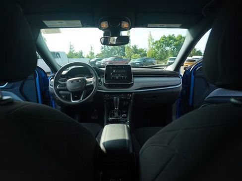 New 2025 Jeep Compass Sport image 22