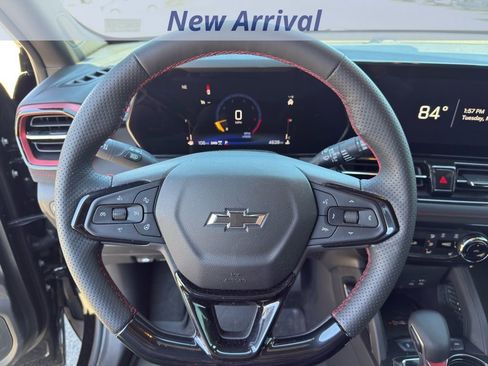 Used 2025 Chevrolet TrailBlazer RS w/ Convenience Package image 8