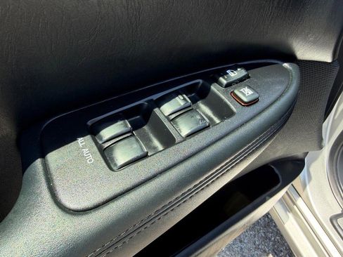 Used 2003 Lexus ES 330 FWD image 31