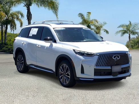 Certified 2026 INFINITI QX60 Luxe w/ Cargo Package FWD image 7
