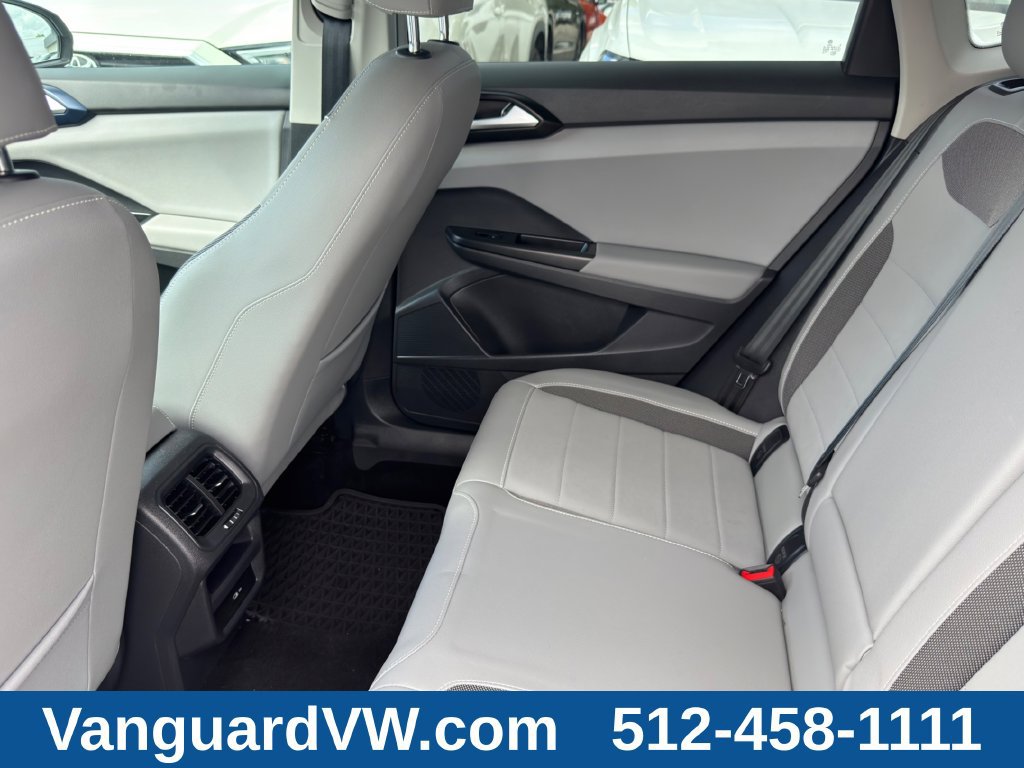 Used 2023 Volkswagen Taos SE FWD image 25