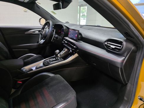 Used 2024 Dodge Hornet R/T Plus AWD/4WD image 26
