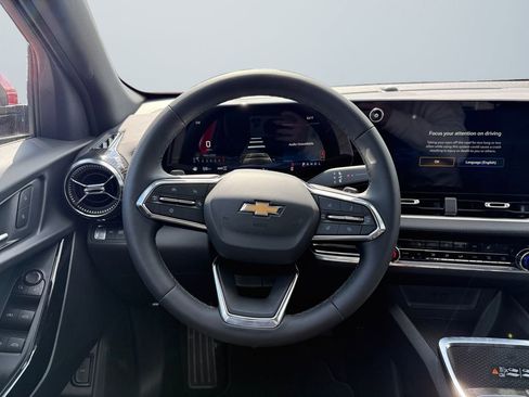 New 2026 Chevrolet Equinox LT w/ Convenience Package II image 12