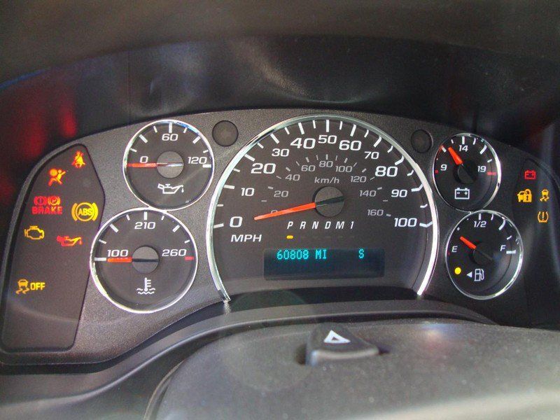 Used 2023 Chevrolet Express 2500 Extended w/ Driver Convenience Package RWD image 12