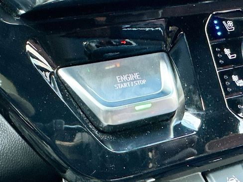 Used 2024 GMC Sierra 1500 Denali Ultimate image 18