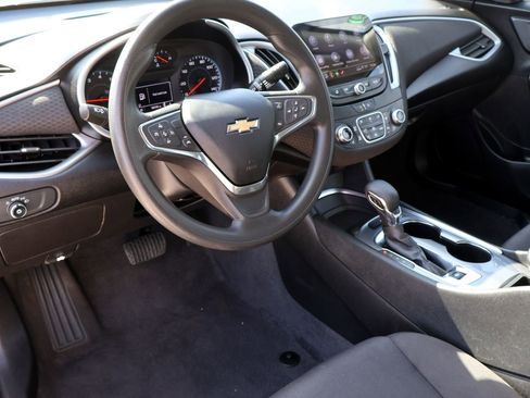 Used 2023 Chevrolet Malibu LT image 21