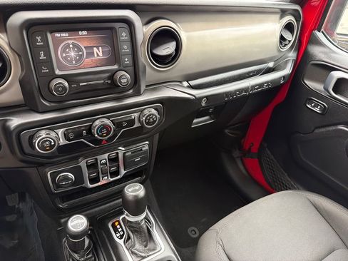 Used 2020 Jeep Wrangler Unlimited Sport S AWD/4WD image 22
