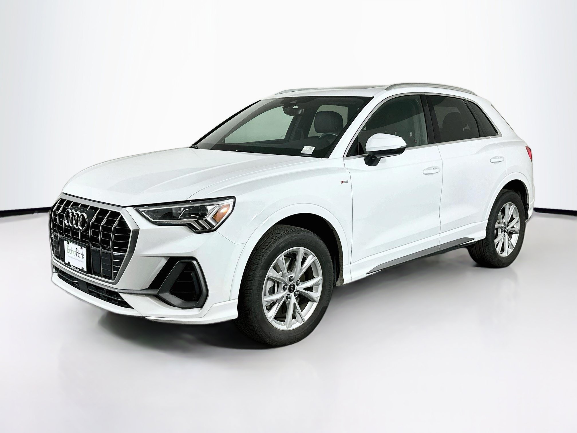 Used 2025 Audi Q3 2.0T Premium AWD/4WD image 3
