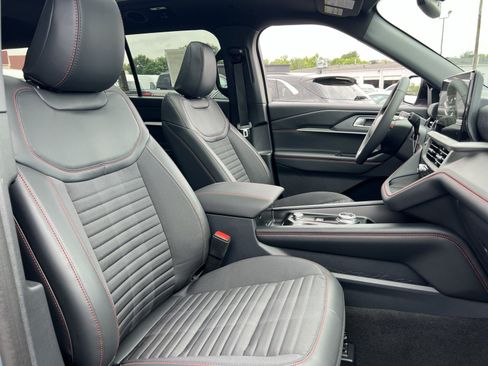 New 2026 Ford Explorer ST-Line w/ ST-Line Street Pack AWD/4WD image 28