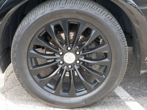 Used 2015 INFINITI QX80 4WD w/ Deluxe Technology Package image 15