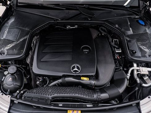 Used 2022 Mercedes-Benz C 300 4MATIC Coupe image 29