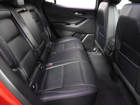 Used 2025 Chevrolet Equinox LT w/ Convenience Package II image 18