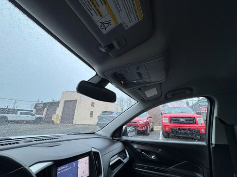 Used 2018 GMC Terrain SLT w/ Preferred Package image 23