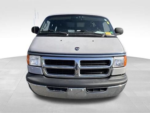 Used 2001 Dodge B2500 RWD image 11