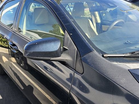 Used 2017 Toyota Corolla LE image 10