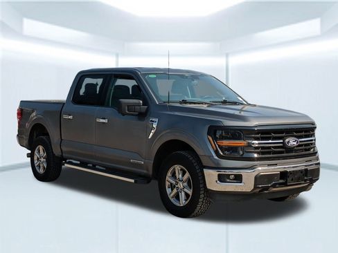 Used 2024 Ford F150 XLT w/ Mobile Office Package image 8