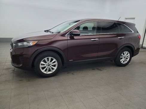 Used 2019 Kia Sorento AWD image 2