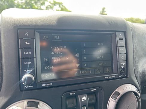 Certified 2015 Jeep Wrangler Unlimited Sport w/ Quick Order Package 24S image 13