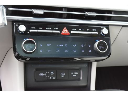 New 2025 Hyundai Tucson Limited image 25