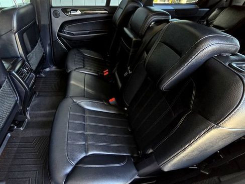 Used 2017 Mercedes-Benz GLS 450 4MATIC image 20