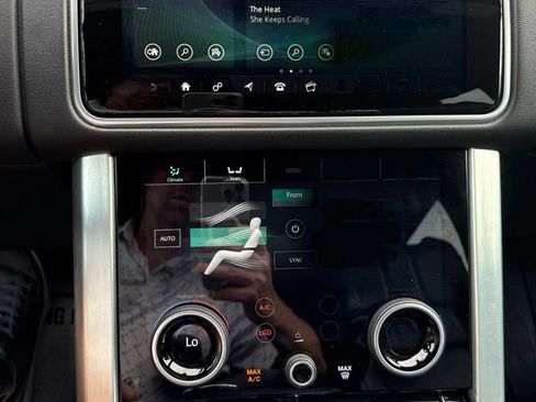 Used 2020 Land Rover Range Rover AWD/4WD image 29