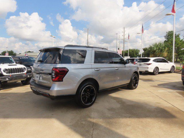 Used 2024 Ford Expedition Limited RWD image 9