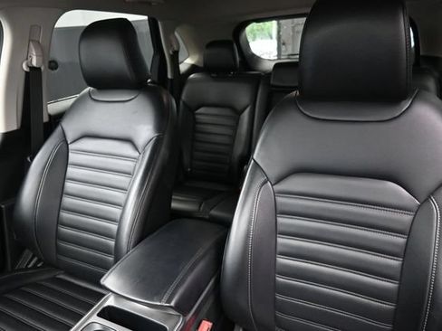 Used 2024 Ford Edge SEL AWD/4WD image 14